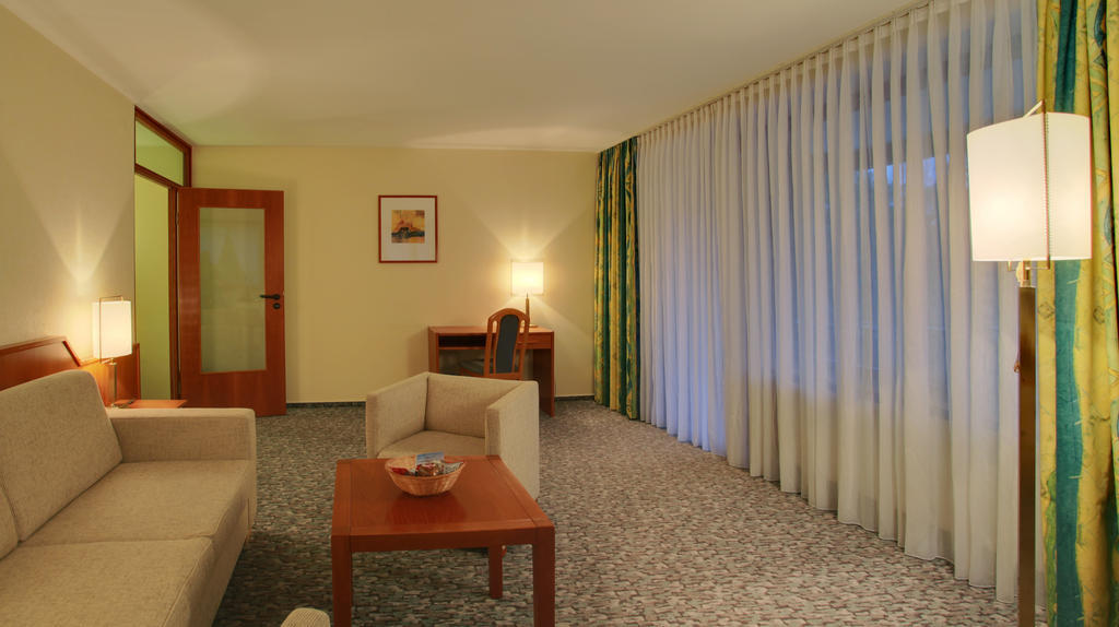 Balladins Superior Hotel Gutsmann Bad Bramstedt Szoba fotó