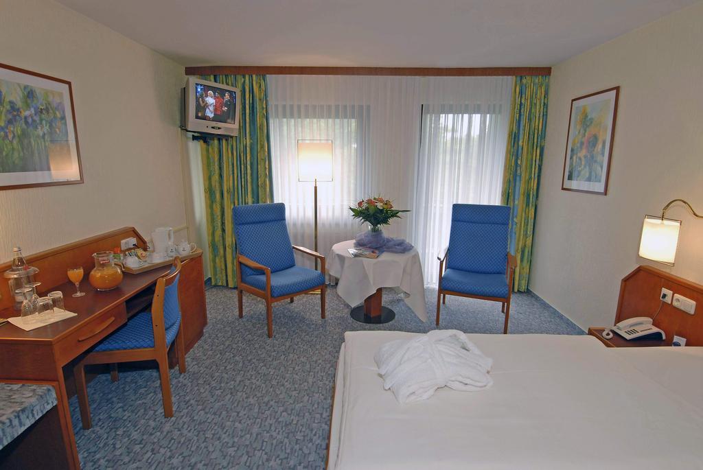 Balladins Superior Hotel Gutsmann Bad Bramstedt Szoba fotó